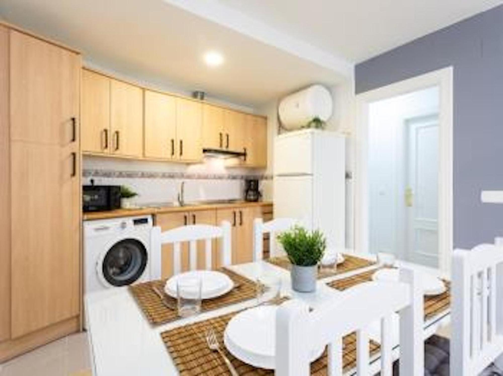 Holidays2Malaga Picasso Area Apartment ภายนอก รูปภาพ