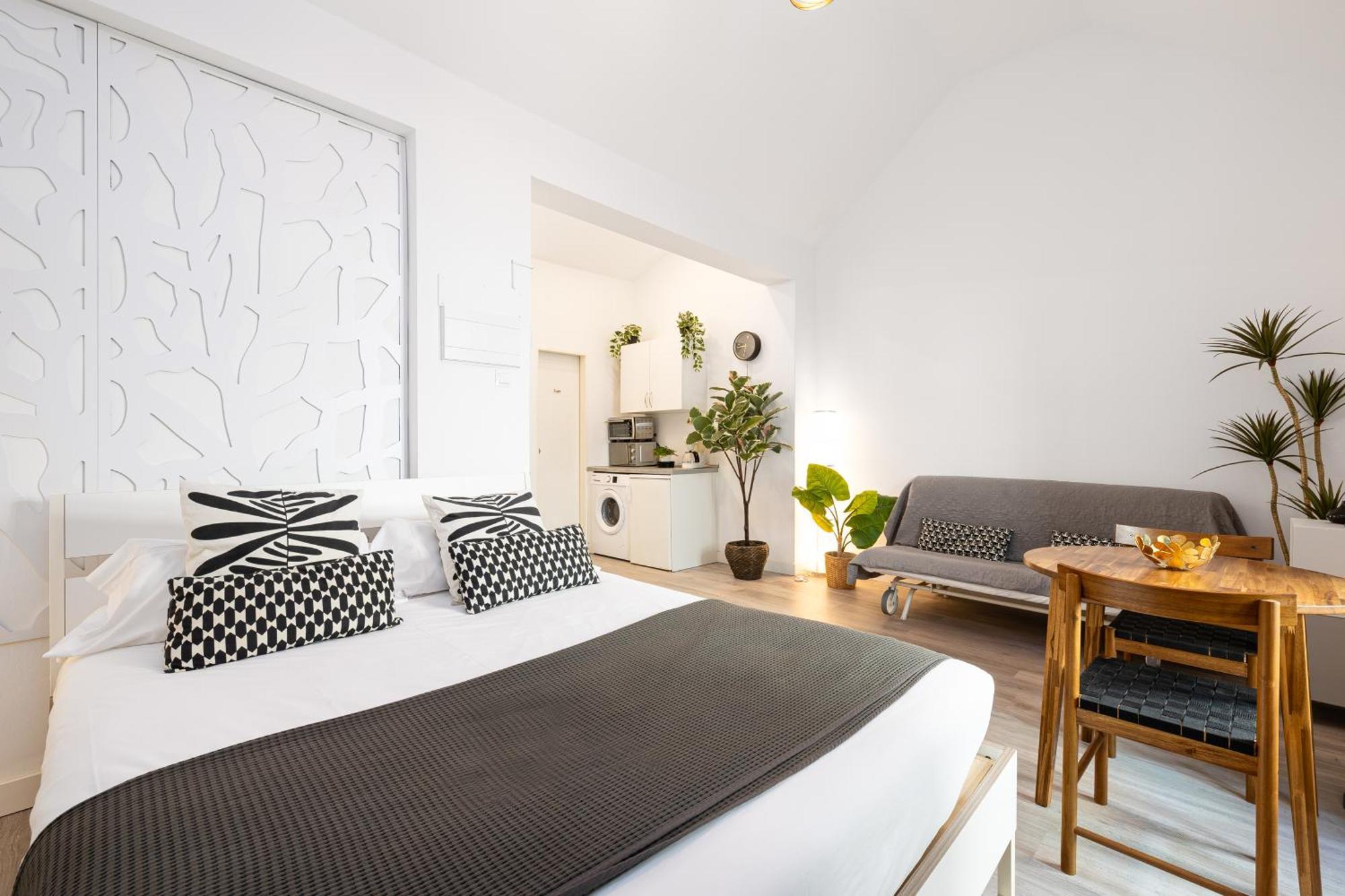 Holidays2Malaga Picasso Area Apartment ภายนอก รูปภาพ